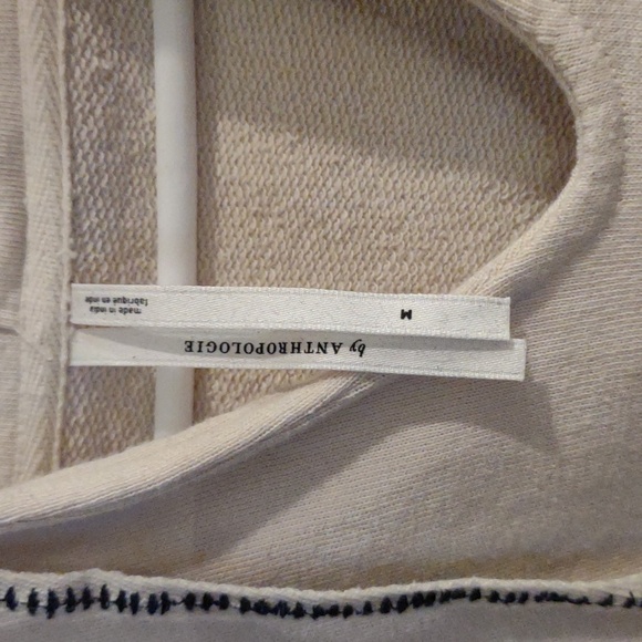 Anthropologie womens medium oversized slouchy cream embroidered hoodie top - Picture 3 of 5